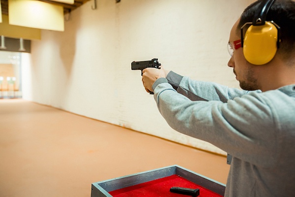 Стрельба из боевого оружия. Боевой тир в Краснодаре. Ultra Подарки. Стрельба из боевого оружия #в Томске#в. Попробуйте настоящую стрельбу из огнестрельного оружия в боевом тире. UltraPodarki.ru 8 800 505 95 30.. Стрельба из боевого оружия Краснодар, боевой тир Краснодар, стрельба из огнестрельного оружия Краснодар, Стрельба из боевого оружия, Стрельба Краснодар, стрельба из пистолета Краснодар, стрельба из карабина Краснодар, стрельба из снайперской винтовки Краснодар