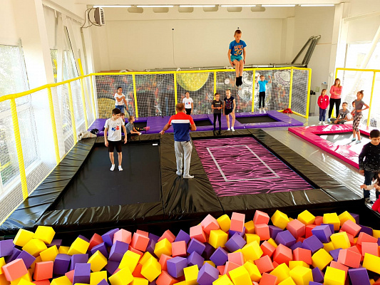  Батутный центр Crazy Jump в Краснодаре. Сервис Ultra Подарки. Купить подарочный сертификат в батутный центр Crazy Jump, попробуйте прыжки на батуте в Краснодаре. Сервис UltraPodarki.ru 8 (800) 555 95-30.. Батутный центр Crazy Jump, батутный клуб Crazy Jump, батутный центр, батутный центр цены, батутный центр в Краснодаре,  батутный парк, батут прыгать, прыжки +на батуте, батут Краснодар, батут спорт