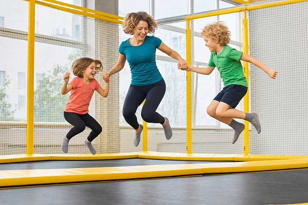  Батутный центр Crazy Jump в Краснодаре. Сервис Ultra Подарки. Купить подарочный сертификат в батутный центр Crazy Jump, попробуйте прыжки на батуте в Краснодаре. Сервис UltraPodarki.ru 8 (800) 555 95-30.. Батутный центр Crazy Jump, батутный клуб Crazy Jump, батутный центр, батутный центр цены, батутный центр в Краснодаре,  батутный парк, батут прыгать, прыжки +на батуте, батут Краснодар, батут спорт