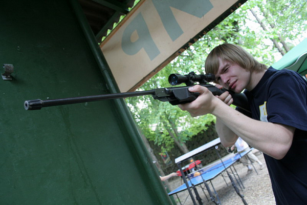 Стрельба из пневматического оружия в тире Краснодара. Сервис Ultra Подарки. Пневматический тир. Купить подарочный сертификат на стрельбу из пневматического оружия в Краснодаре. Сервис UltraPodarki.ru 8 800 505 95 30. стрельбе из пневматического оружия Краснодар, стрелковый клуб Краснодар, стрельба из оружия Краснодар, пневматическое оружие Краснодар, пневматический тир Краснодар, стрельба из пневматического оружия, пулевая стрельба, пулевая стрельба Краснодар, пневматический тир в Краснодаре