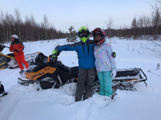 Катание на снегоходах в Краснодаре в подарок. Сервис Ultra Подарки
. Подарочный сертификат на катание на снегоходах в Краснодаре с друзьями. Закажите прокат снегоходов в подарок для мужчины по привлекательным ценам. Живописные маршруты для езды на снегоходах это отличная возможность активного отдыха. Сервис UltraPodarki.ru 8 800 505 95 30. катание на снегоходах, подарочный сертификат на катание на снегоходе, прокат снегоходов, прокат снегоходов Краснодар, катание на снегоходах Краснодар, езда на снегоходе