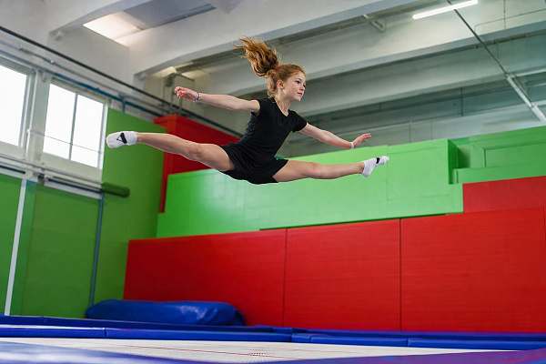  Батутный центр Crazy Jump в Краснодаре. Сервис Ultra Подарки. Купить подарочный сертификат в батутный центр Crazy Jump, попробуйте прыжки на батуте в Краснодаре. Сервис UltraPodarki.ru 8 (800) 555 95-30.. Батутный центр Crazy Jump, батутный клуб Crazy Jump, батутный центр, батутный центр цены, батутный центр в Краснодаре,  батутный парк, батут прыгать, прыжки +на батуте, батут Краснодар, батут спорт